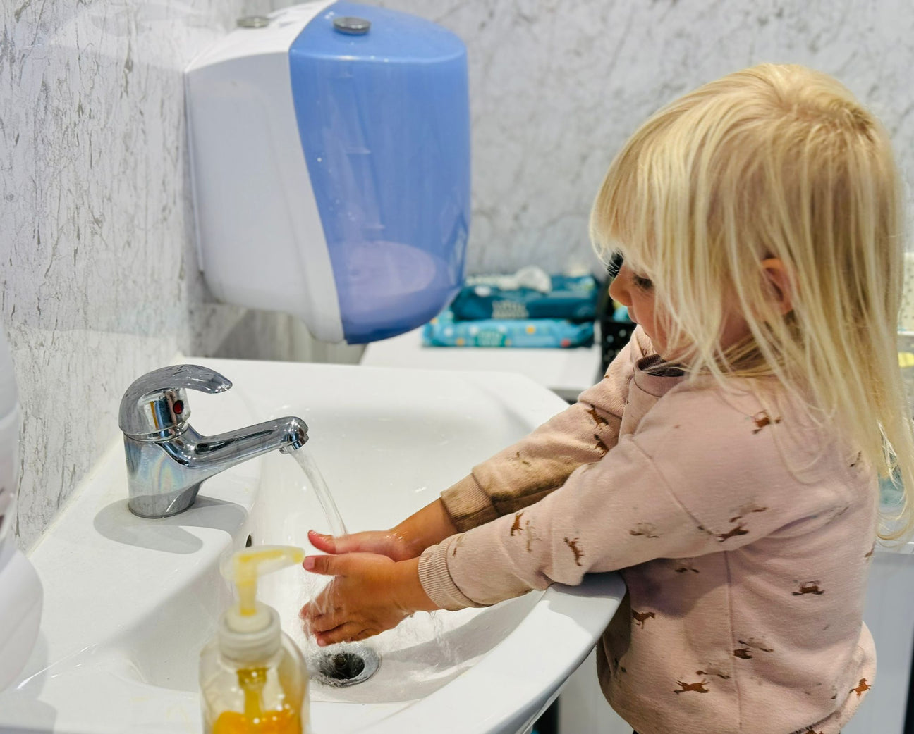 Growing Independence: A Calm and Healthy Approach to Potty Training